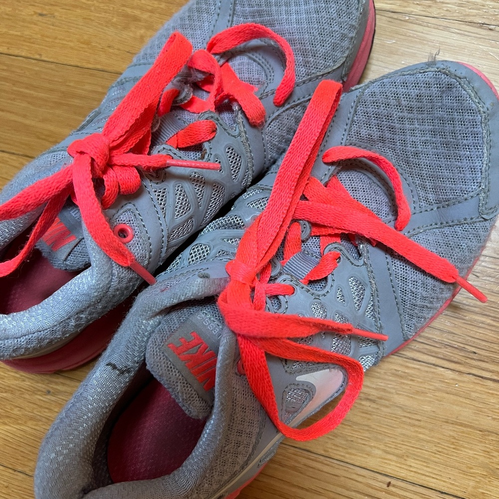 Nike Grey and Pink Running Shoes - Picture 7 of 7